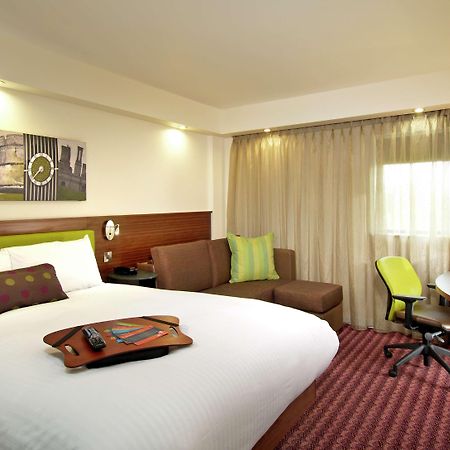 מלון Hampton By Hilton קורבי חדר תמונה